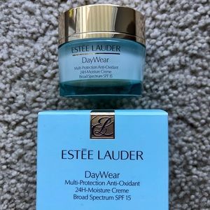 Estée Lauder Daywear Multi- Protection Antioxidant